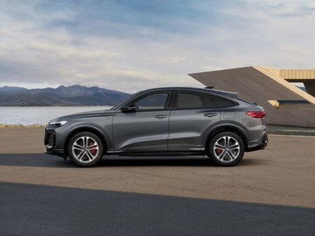 2026 Audi Q5 SPORTBACK 50TFSI E-HYBRID COMPETITION QUATTRO AUTOMATIC €84,724