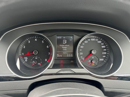 2016 Volkswagen Passat - thumbnail 19