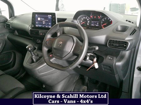 2023 Peugeot Partner - thumbnail 19