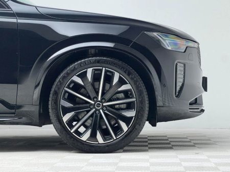 2025 Volvo XC90 ULTRA T8 RECHARGE 2.0 PHEV *7 SEATER* €87,990 thumbnail