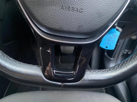 2019 Volkswagen Golf CL 1.6 TDI D7F 5DR 115HP 5 AU €14,995 thumbnail