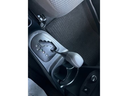 2019 Toyota Yaris 1.0 5DR AUTO LOW KM HIGH SPEC €11,950 thumbnail