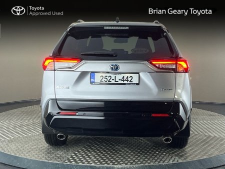 2025 Toyota Rav4 PLUG-IN HYBRID SPORT €54,500 thumbnail