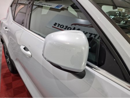 2021 Volvo XC40 - thumbnail 32