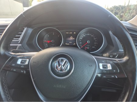 2017 Volkswagen Tiguan COMFORTLINE 2.0 TDI 115BHP 115HP MANUAL 6SPEED FWD 4 €17,900 thumbnail