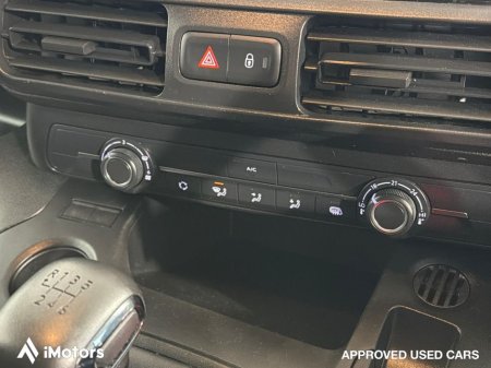 2022 Vauxhall Combo - thumbnail 20