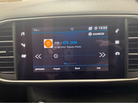 2021 Peugeot 308 - thumbnail 15