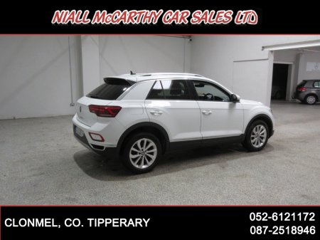 2023 Volkswagen T-Roc - thumbnail 6