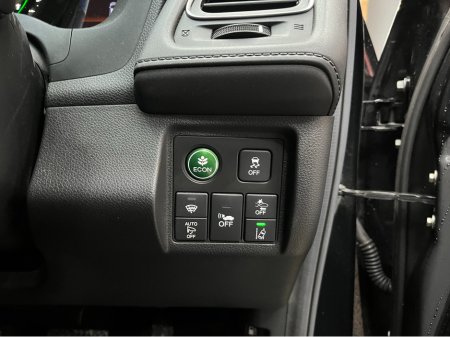 2017 Honda Vezel €17950! 2017 HONDA VEZEL HYBRID Z SENSING 1.5 AUTOMATIC / CRUISE CONTROL / REVERSE CAMERA / HEATED SEATS / PADDLE SHIFTERS €17,950 thumbnail