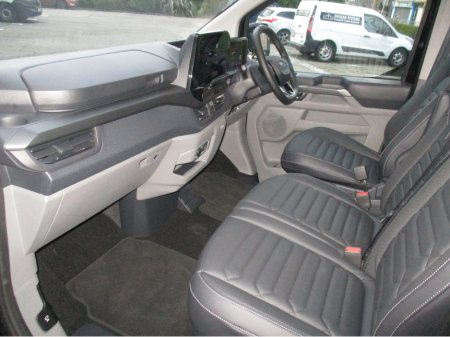 2026 Ford Tourneo TITANIUM 2.5 PHEV 9 SEATER thumbnail