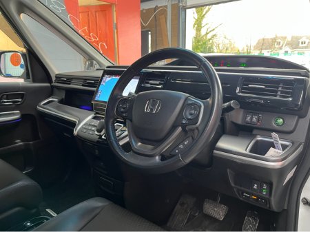 2020 Honda Stepwagon - thumbnail 11