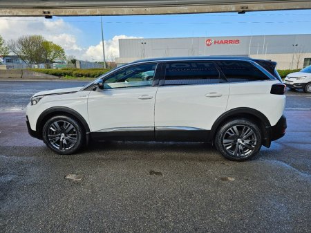 2018 Peugeot 5008 - thumbnail 4