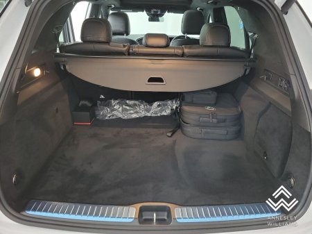 2025 Mercedes-Benz GLE Class GLE 53 AMG Premium + Night Edition 4-Matic €139,950 thumbnail