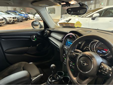 2020 MINI Hatch CLASSIC CLA5 4DR COOPER €18,750 thumbnail