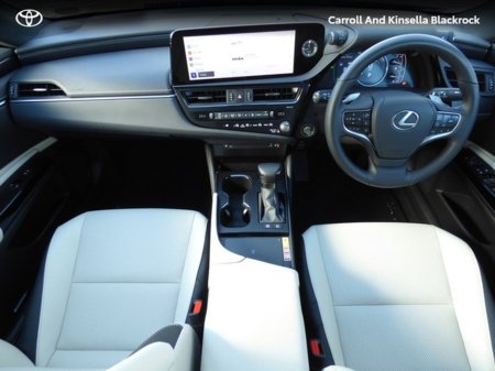 2023 Lexus ES 300 H Hybrid Dynamic €46,950 thumbnail