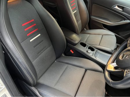 2016 Mercedes-Benz A Class €15950! 2016 MERCEDES-BENZ A180 1.6 AUTOMATIC / CRUISE CONTROL / REVERSE CAMERA / ELECTRIC MEMORY & HEATED SEATS €15,950 thumbnail