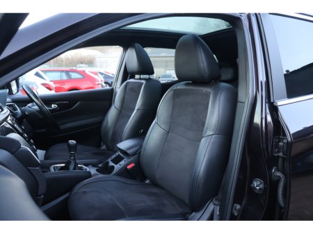 2017 Nissan Qashqai N-VISION 360 Huge Spec New Timing Belt Exceptional Condition! €13,995 thumbnail