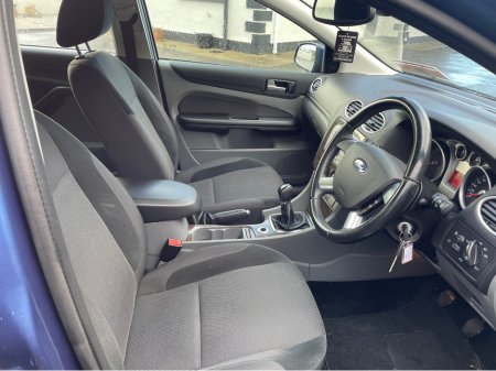 2009 Ford Focus GHIA 1.8 TDCI 5SPEED 5DR thumbnail