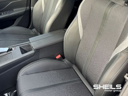 2026 Peugeot 408 - thumbnail 5