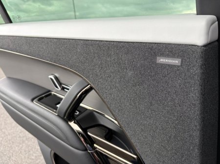 2025 Land Rover Range Rover Sport - thumbnail 15