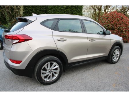 2016 Hyundai Tucson - thumbnail 4