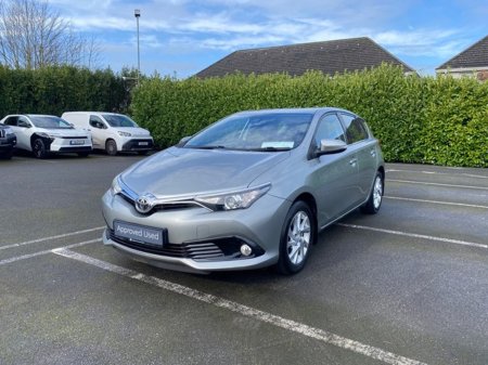 2017 Toyota Auris - thumbnail 18