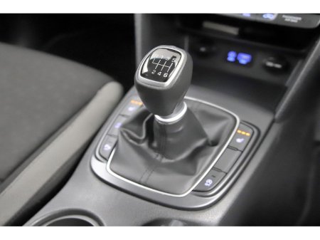 2021 Hyundai Kona 1.0 T-GDI KAUAI EXECUTIVE BI-TONE ROOF 6SPD €19,890 thumbnail