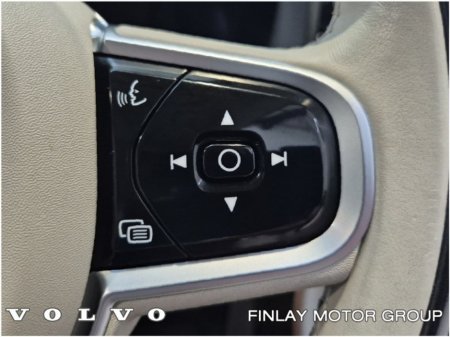 2023 Volvo XC60 T6 Recharge PHEV 350hp AT8 Plus Bright €51,250 thumbnail