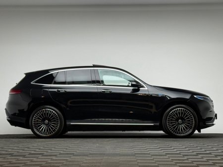 2023 Mercedes-Benz EQC - thumbnail 8