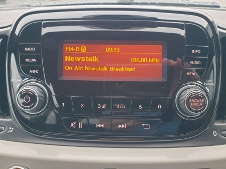 2021 Fiat 500 POP, 1.0 Petrol Mild Hybrid, Manual , €14,995 thumbnail