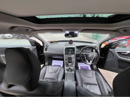 2015 Volvo XC60 - thumbnail 13