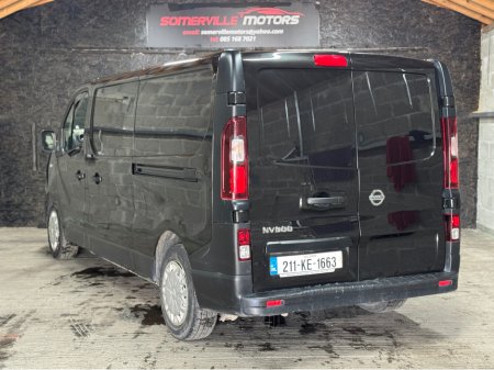 2021 Nissan NV300 - thumbnail 6