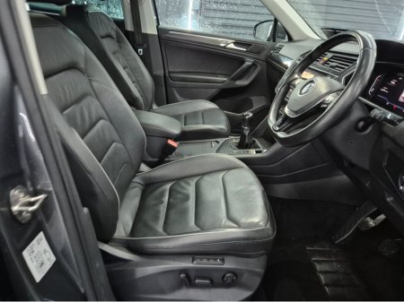 2020 Volkswagen Tiguan - thumbnail 13