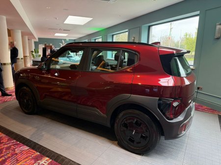 2026 Kia EV2 - photo 2