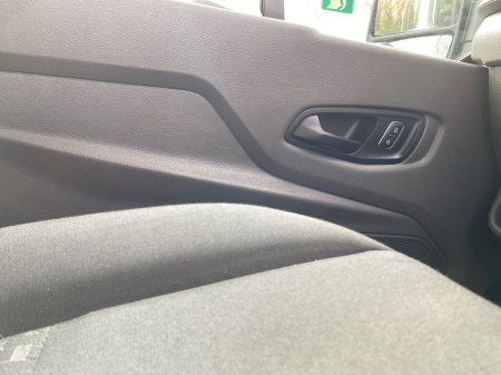 2022 Ford Transit - thumbnail 11