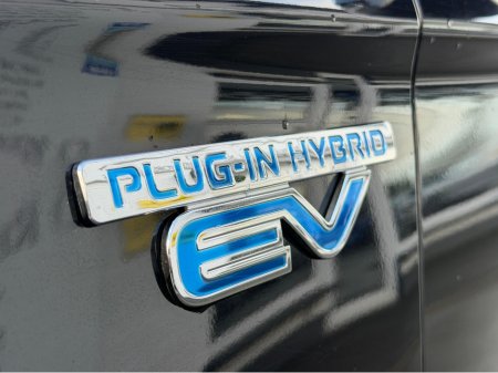 2018 Mitsubishi Outlander (182) 2.4 4HS PHEV AUTO €18,950 thumbnail