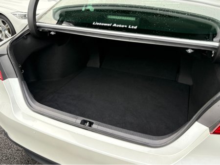 2020 Toyota Camry - thumbnail 14