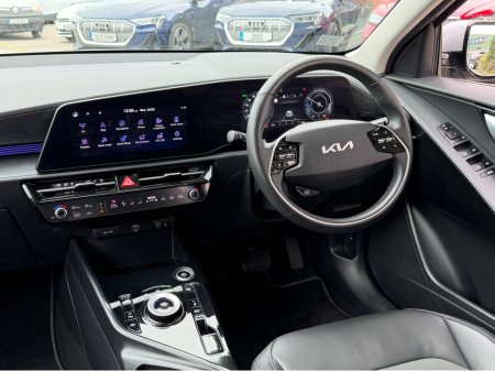 2023 Kia Niro - thumbnail 28