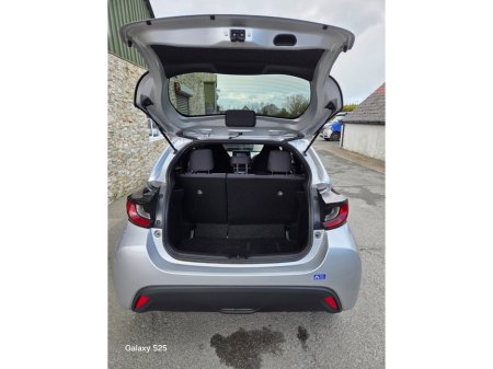 2021 Toyota Yaris - thumbnail 10