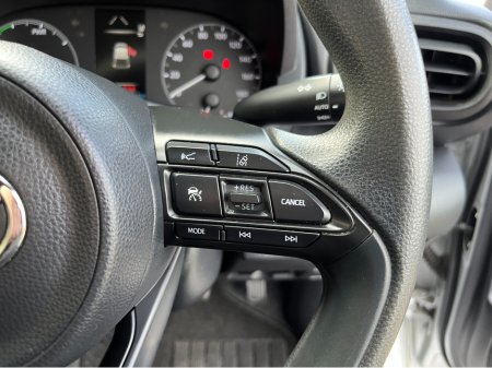 2021 Toyota Yaris - thumbnail 22