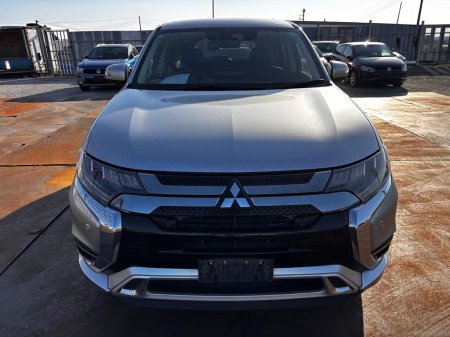 2018 Mitsubishi Outlander - thumbnail 6