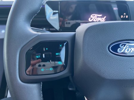 2025 Ford Explorer Extended Range Premium.. Driver assistance + Heat pump €43,500 thumbnail