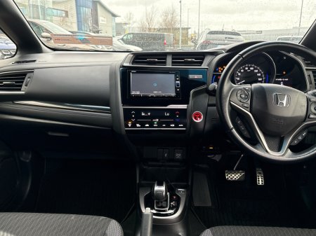 2017 Honda Fit 1.5L Petrol Hybrid Automatic thumbnail