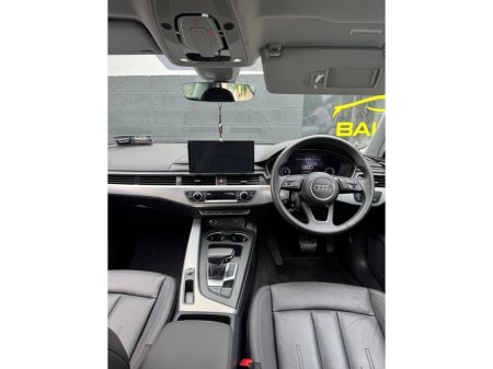 2023 Audi A4 35 TDI 163HP S Tronic SE €38,950 thumbnail