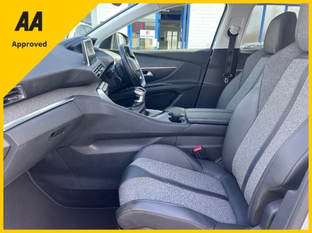 2019 Peugeot 5008 - thumbnail 4