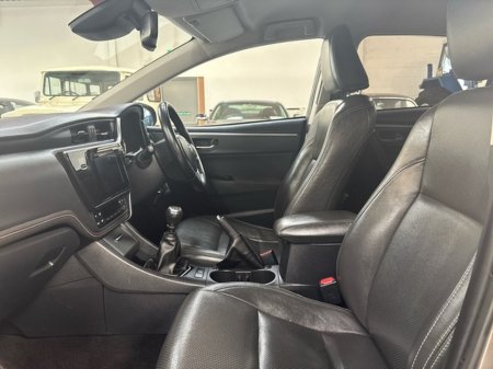 2017 Toyota Corolla 1.4 D-4D SOL 4DR €14,950 thumbnail