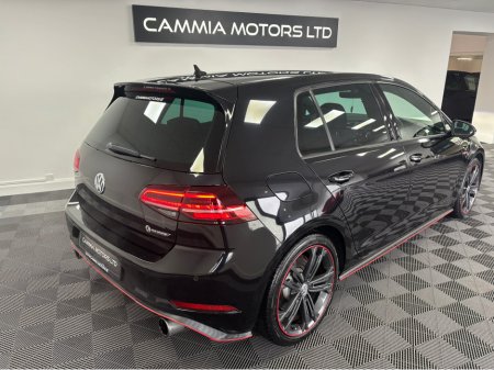 2018 Volkswagen Golf - view 4