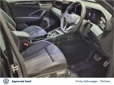 2025 Volkswagen Tiguan - thumbnail 8