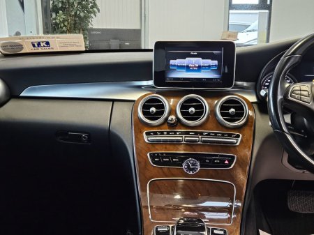 2015 Mercedes-Benz C Class - thumbnail 10