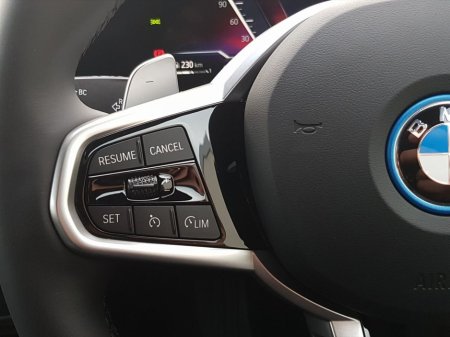 2026 BMW 3 Series - thumbnail 15